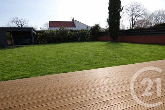 maison à vendre - 5 pièces - 138.53 m2 - ST PHILBERT DE GRAND LIEU - 44 - PAYS-DE-LOIRE - Century 21 Lac Et Marais