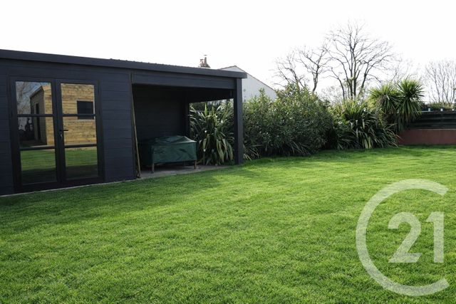 maison à vendre - 5 pièces - 138.53 m2 - ST PHILBERT DE GRAND LIEU - 44 - PAYS-DE-LOIRE - Century 21 Lac Et Marais