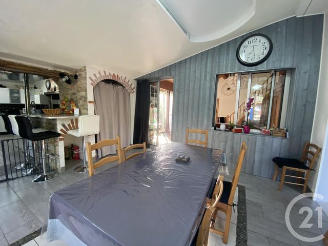 maison à vendre - 10 pièces - 238.75 m2 - LA GARNACHE - 85 - PAYS-DE-LOIRE - Century 21 Lac Et Marais maison à vendre - 10 pièces - 238.75 m2 - LA GARNACHE - 85 - PAYS-DE-LOIRE - Century 21 Lac Et Marais