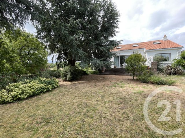 maison à vendre - 7 pièces - 216.59 m2 - ST JULIEN DE CONCELLES - 44 - PAYS-DE-LOIRE - Century 21 Lac Et Marais