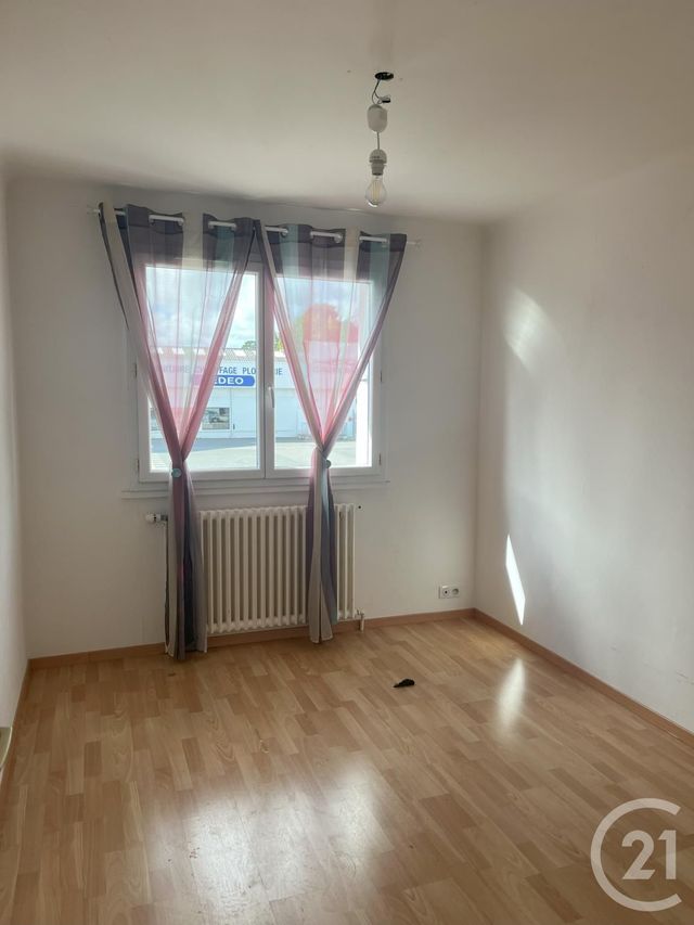 Afficher la photo en grand maison à vendre - 7 pièces - 120.5 m2 - CHALLANS - 85 - PAYS-DE-LOIRE - Century 21 Lac Et Marais