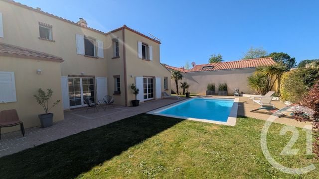 maison à vendre - 8 pièces - 198.53 m2 - ST PHILBERT DE GRAND LIEU - 44 - PAYS-DE-LOIRE - Century 21 Lac Et Marais