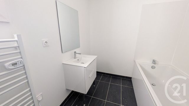 maison à vendre - 4 pièces - 80.93 m2 - MACHECOUL ST MEME - 44 - PAYS-DE-LOIRE - Century 21 Lac Et Marais