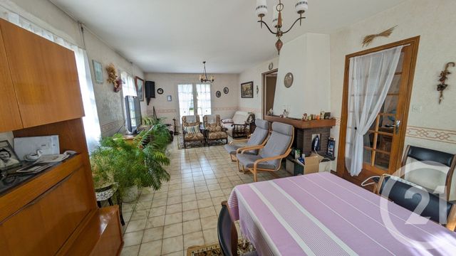 maison à vendre - 4 pièces - 114.25 m2 - MACHECOUL ST MEME - 44 - PAYS-DE-LOIRE - Century 21 Lac Et Marais