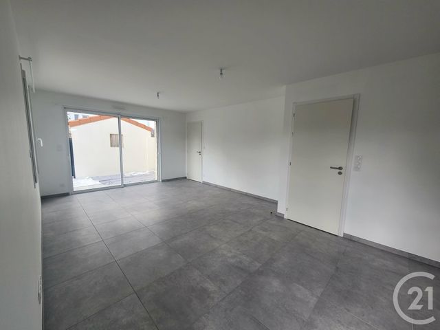 maison à louer - 3 pièces - 72.75 m2 - MACHECOUL ST MEME - 44 - PAYS-DE-LOIRE - Century 21 Lac Et Marais