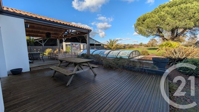 maison à vendre - 5 pièces - 126.31 m2 - LA MARNE - 44 - PAYS-DE-LOIRE - Century 21 Lac Et Marais