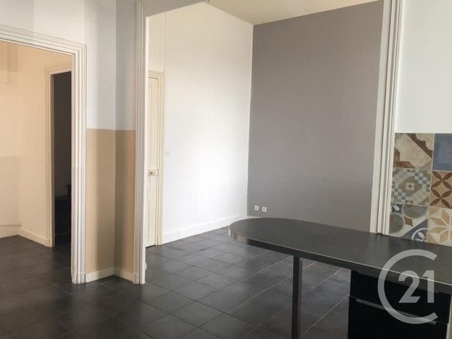 Appartement F4 à vendre - 4 pièces - 77.0 m2 - MACHECOUL ST MEME - 44 - PAYS-DE-LOIRE - Century 21 Lac Et Marais
