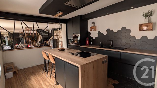 maison à vendre - 8 pièces - 209.7 m2 - ST PHILBERT DE GRAND LIEU - 44 - PAYS-DE-LOIRE - Century 21 Lac Et Marais