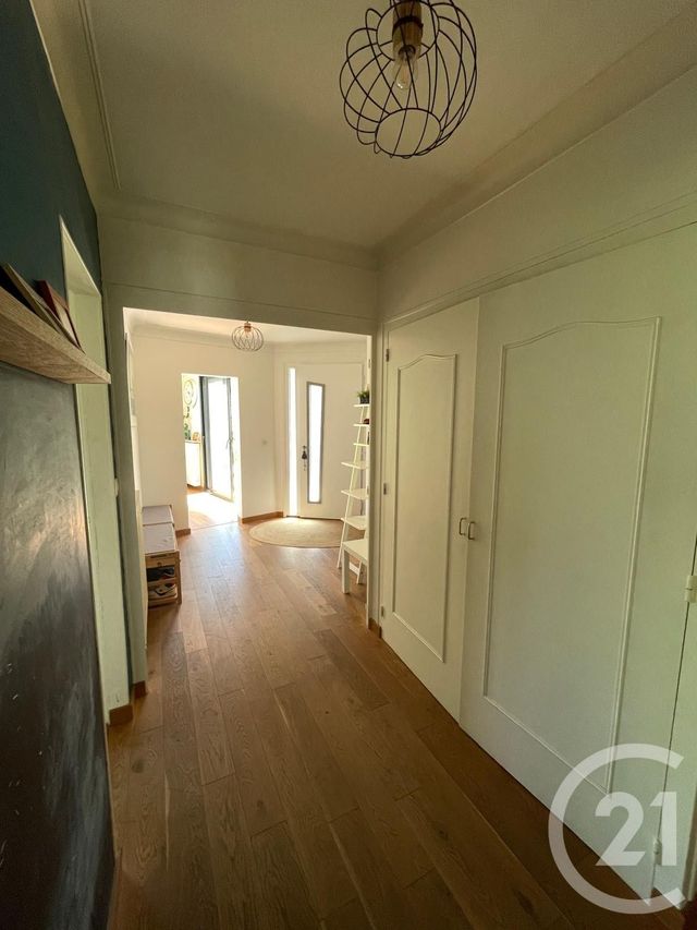 maison à louer - 6 pièces - 140.0 m2 - MACHECOUL ST MEME - 44 - PAYS-DE-LOIRE - Century 21 Lac Et Marais