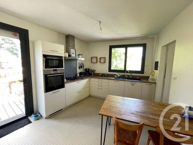 maison à louer - 6 pièces - 140.0 m2 - MACHECOUL ST MEME - 44 - PAYS-DE-LOIRE - Century 21 Lac Et Marais