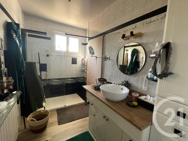 maison à vendre - 4 pièces - 107.05 m2 - VILLENEUVE EN RETZ - 44 - PAYS-DE-LOIRE - Century 21 Lac Et Marais