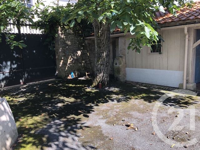 maison à louer - 4 pièces - 60.35 m2 - MACHECOUL ST MEME - 44 - PAYS-DE-LOIRE - Century 21 Lac Et Marais