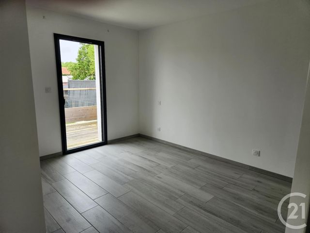 maison à louer - 4 pièces - 100.0 m2 - VILLENEUVE EN RETZ - 44 - PAYS-DE-LOIRE - Century 21 Lac Et Marais