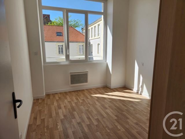 Appartement F2 à louer - 3 pièces - 42.5 m2 - MACHECOUL ST MEME - 44 - PAYS-DE-LOIRE - Century 21 Lac Et Marais