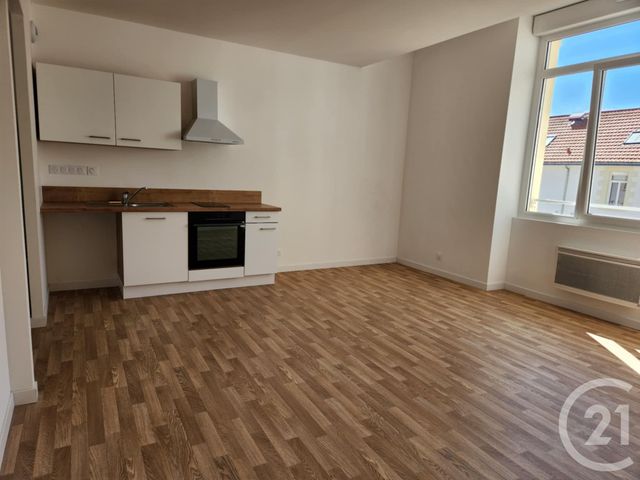 Appartement F2 à louer - 3 pièces - 42.5 m2 - MACHECOUL ST MEME - 44 - PAYS-DE-LOIRE - Century 21 Lac Et Marais